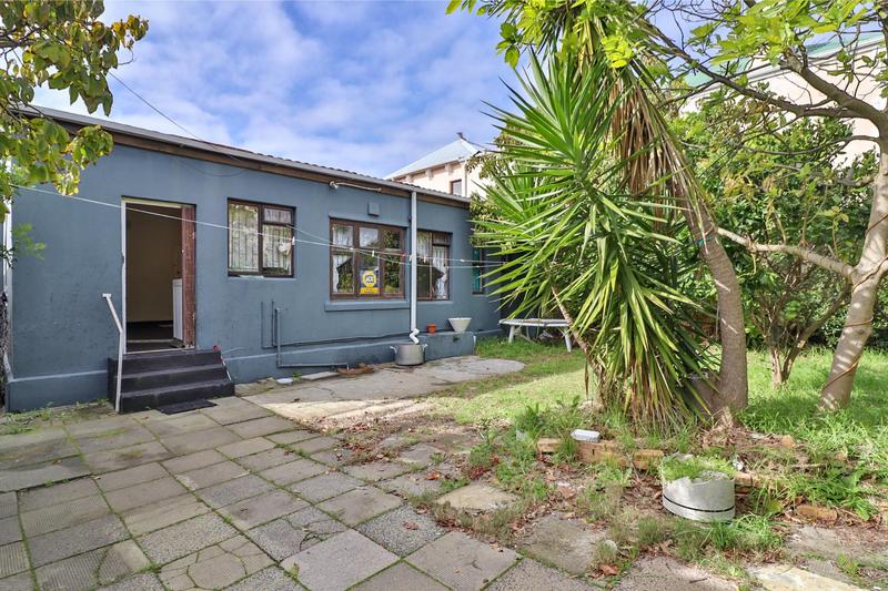 4 Bedroom Property for Sale in Claremont Western Cape